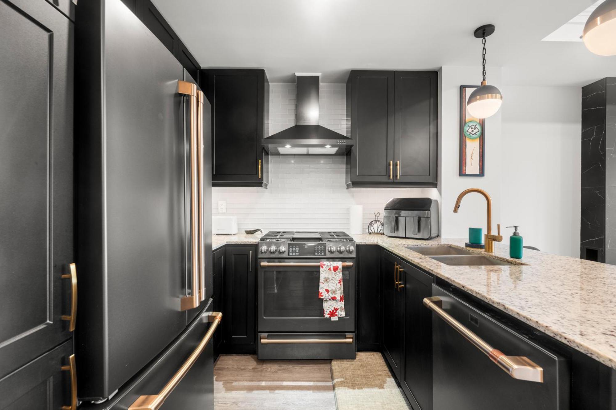 Globalstay Luxury Townhouse Minutes Away From Waterfront Торонто Экстерьер фото